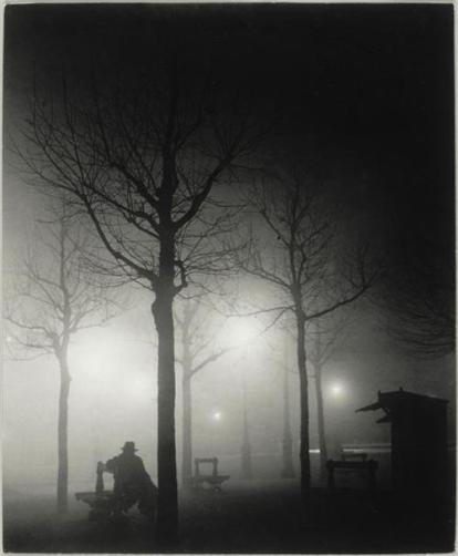 Brassai - Avenue de l’observatoire dans le brouillard